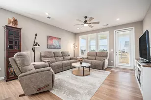 3207 Dove Mountain Dr, Aurora, IL 60503 - Photo 6