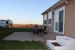 306 S 3rd St, Ashkum, IL 60911 - Photo 6
