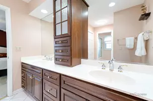 620 W Peregrine Dr, Palatine, IL 60067 - Photo 16