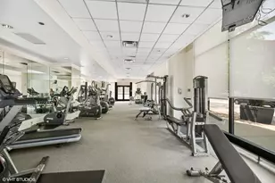 849 N Franklin St, Chicago, IL 60610 - Photo 14