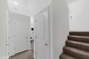 1271 Catalina Ct., Schaumburg, IL 60173 - Photo 22