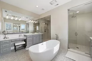 2660 N Hartland Ct, Chicago, IL 60614 - Photo 26