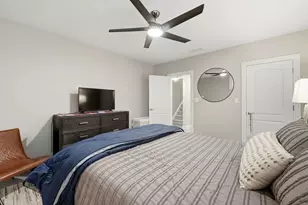 2660 N Hartland Ct, Chicago, IL 60614 - Photo 50
