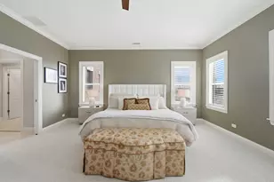2660 N Hartland Ct, Chicago, IL 60614 - Photo 22