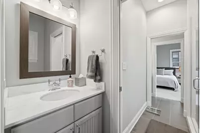 2660 N Hartland Court, Chicago, IL 60614 - Photo 36