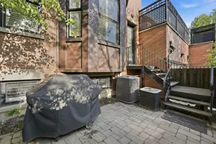 2660 N Hartland Ct, Chicago, IL 60614 - Photo 52