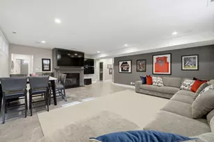 2660 N Hartland Ct, Chicago, IL 60614 - Photo 44