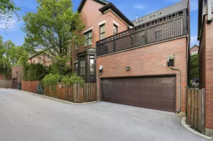 2660 N Hartland Ct, Chicago, IL 60614 - Photo 54