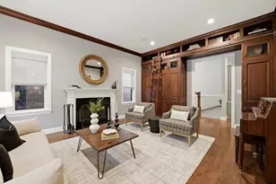 2660 N Hartland Ct, Chicago, IL 60614 - Photo 16