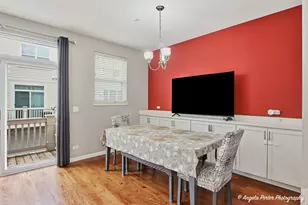 101 Lexington Ln, Rolling Meadows, IL 60008 - Photo 8