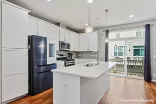 101 Lexington Ln, Rolling Meadows, IL 60008 - Photo 6