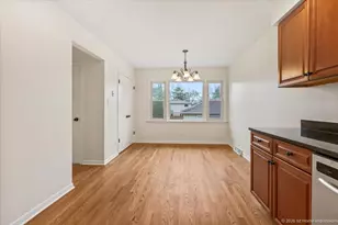 9013 Melvina Ave, Oak Lawn, IL 60453 - Photo 12