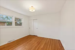 9013 Melvina Ave, Oak Lawn, IL 60453 - Photo 8