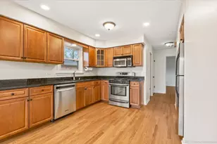 9013 Melvina Ave, Oak Lawn, IL 60453 - Photo 10