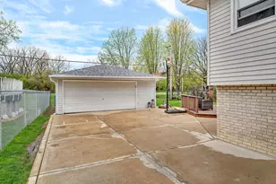 13808 Sandra Ln, Crestwood, IL 60418 - Photo 24