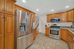 13808 Sandra Ln, Crestwood, IL 60418 - Photo 10