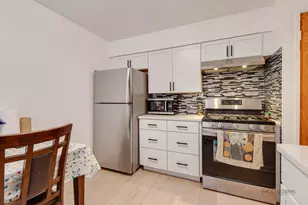 9038 Niles Center Rd, Skokie, IL 60076 - Photo 6