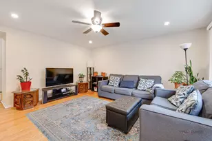 9038 Niles Center Rd, Skokie, IL 60076 - Photo 12
