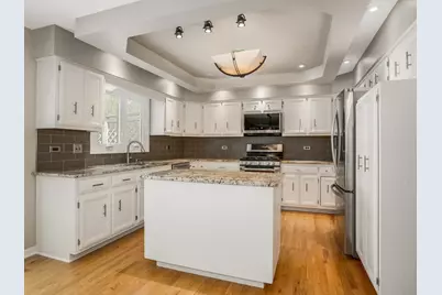 2530 Cheshire Drive, Aurora, IL 60504 - Photo 14