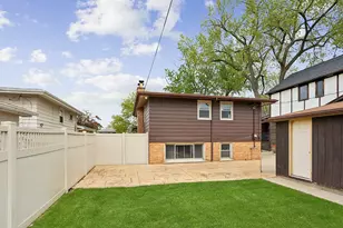 2929 W 102nd Pl, Chicago, IL 60655 - Photo 22