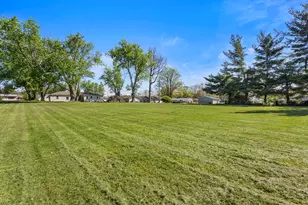 4931 E Glenwood Dr, Decatur, IL 62521 - Photo 10
