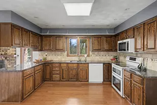 24 Lori Ln Ct, Geneseo, IL 61254 - Photo 10