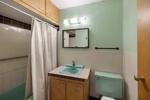 218 Gladys Ave, Fox River Grove, IL 60021 - Photo 12