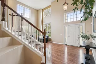 1816 Prairie Ridge Cir, Lindenhurst, IL 60046 - Photo 8