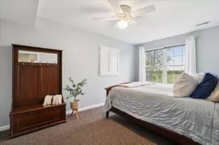1816 Prairie Ridge Cir, Lindenhurst, IL 60046 - Photo 32