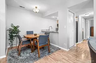 1976 Kenilworth Cir, Hoffman Estates, IL 60169 - Photo 6