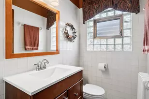 6901 N Oleander Ave, Chicago, IL 60631 - Photo 12