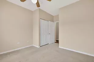 21533 Papoose Lake Ct, Crest Hill, IL 60403 - Photo 16