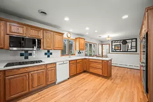 1521 Dun Lo Dr, Arlington Heights, IL 60004 - Photo 8