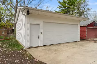 2012 Newton Avenue, Park Ridge, IL 60068 - Photo 20