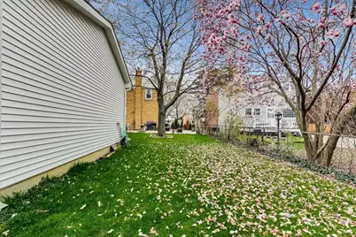 2012 Newton Avenue, Park Ridge, IL 60068 - Photo 22