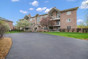 11535 Settlers Pond Way, Orland Park, IL 60467 - Photo 2