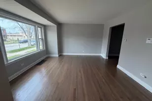 14209 S Tracy Ave, Riverdale, IL 60827 - Photo 2