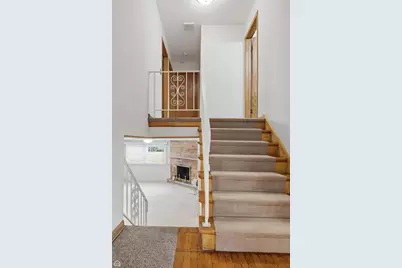 5814 Keeney Street, Morton Grove, IL 60053 - Photo 10