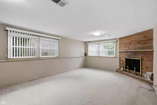 5814 Keeney St, Morton Grove, IL 60053 - Photo 18