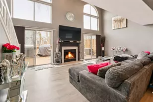 500 Ascot Ln, Streamwood, IL 60107 - Photo 2