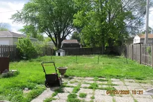 404 Theodore St, Joliet, IL 60435 - Photo 4