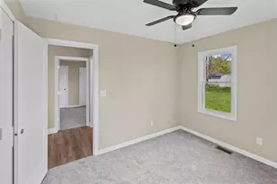 118 E Bower St, Oreana, IL 62554 - Photo 20