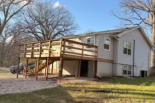 2 Acapulco Dr, Putnam, IL 61560 - Photo 2