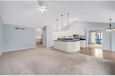 1128 Bristlecone Court #1128, Darien, IL 60561 - Photo 4