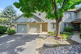 1128 Bristlecone Ct, Darien, IL 60561 - Photo 1