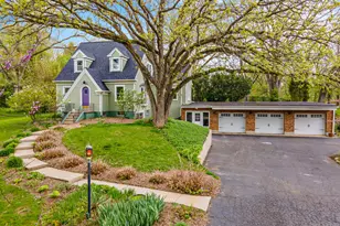 6710 Hillside Rd, Crystal Lake, IL 60012 - Photo 1