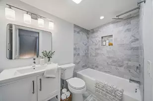 7851 Suburban Ln, Bridgeview, IL 60455 - Photo 26