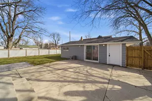 7851 Suburban Ln, Bridgeview, IL 60455 - Photo 38