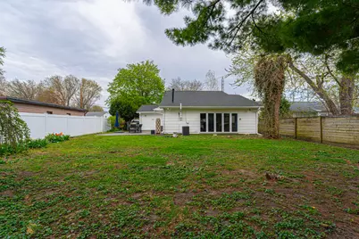 805 S Grove Street, Normal, IL 61761 - Photo 32