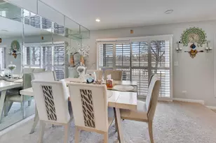 654 Picardy Cir, Northbrook, IL 60062 - Photo 6